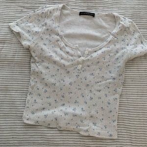 Brandy Melville crop top